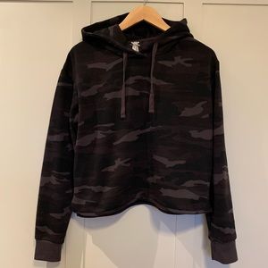 Black/Grey Camo Cropped Hoodie